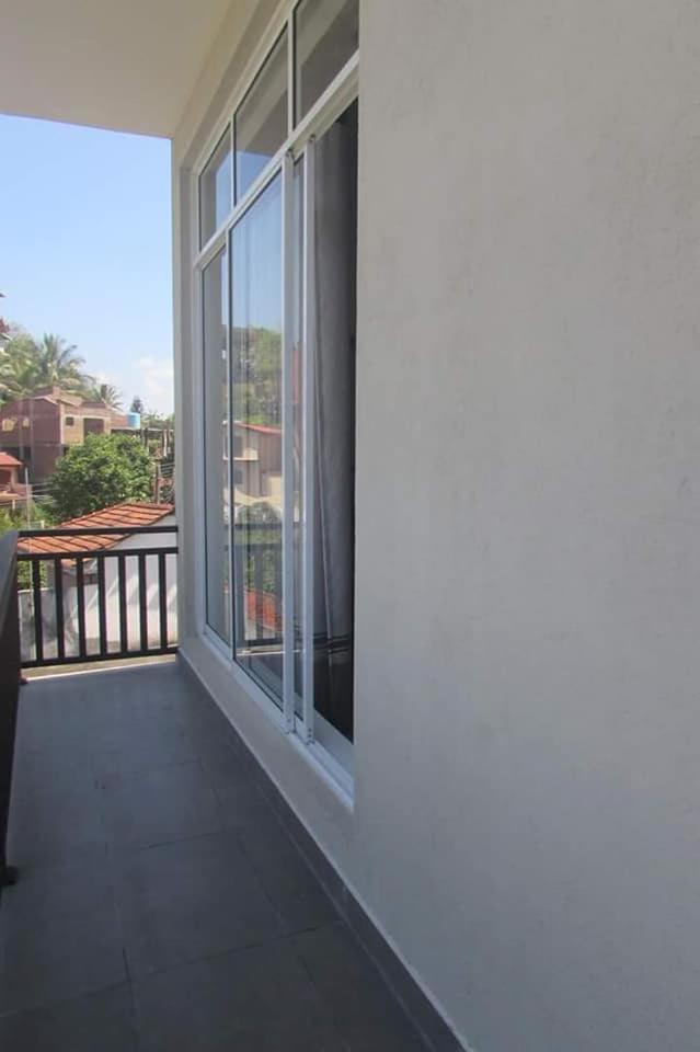 Red Chillies Tourist Inn Kandy Exterior photo